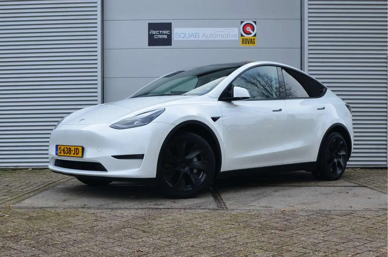 Photo 1 : Tesla Model Y 2023 Electric