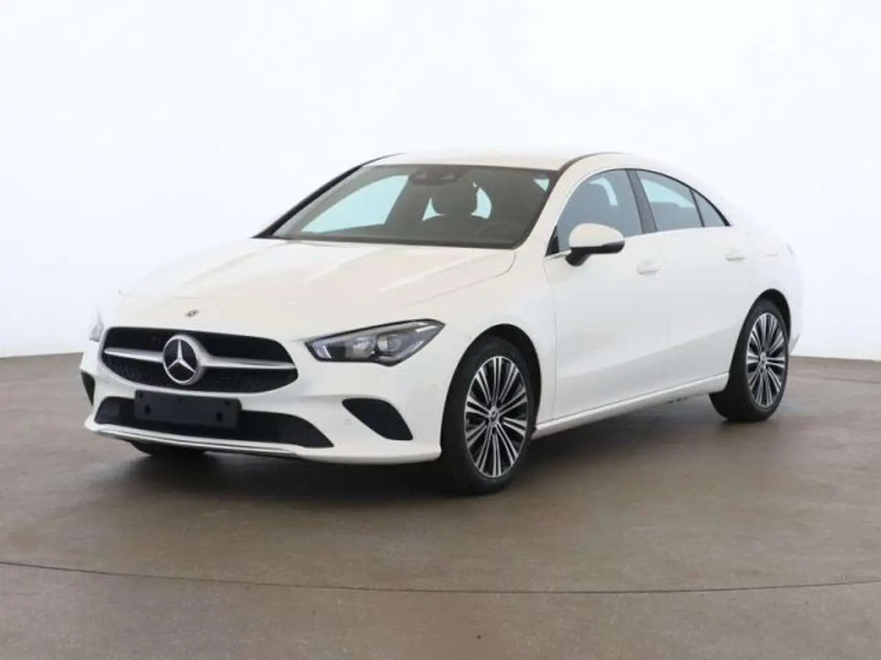 Photo 1 : Mercedes-benz Classe Cla 2023 Essence