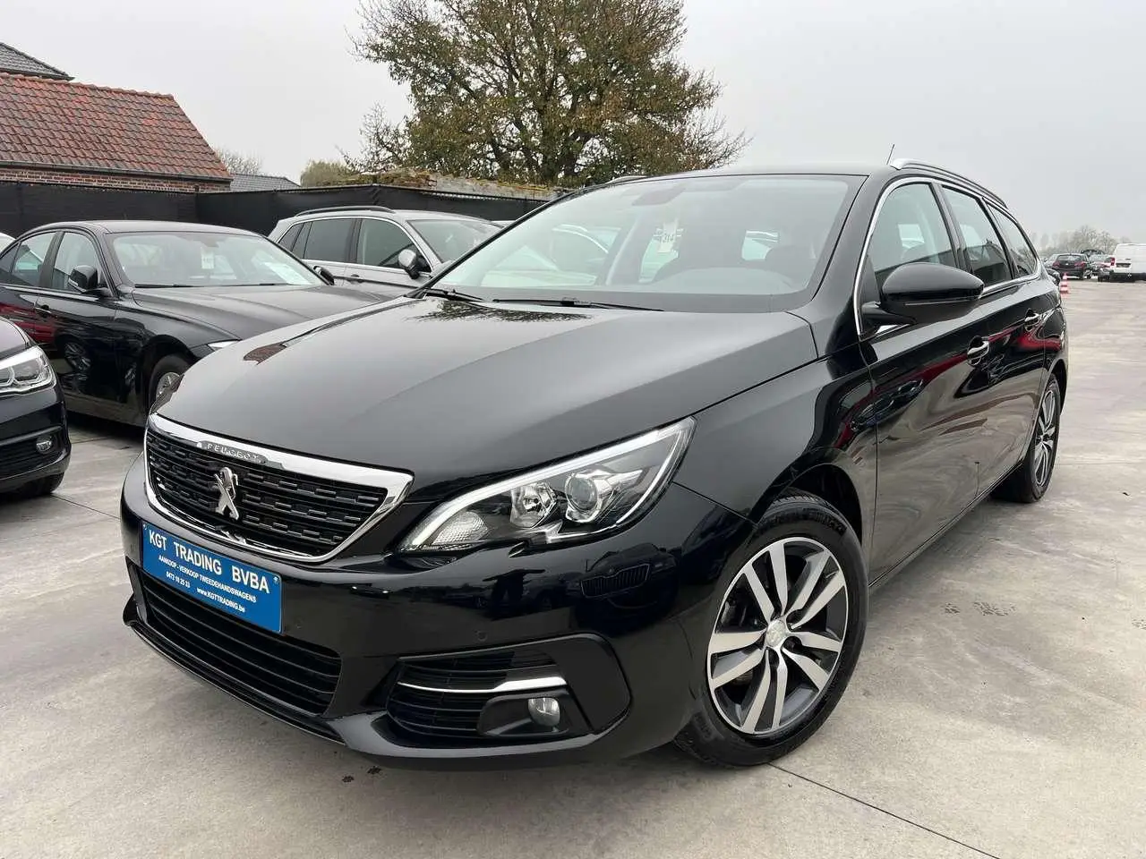 Photo 1 : Peugeot 308 2019 Essence