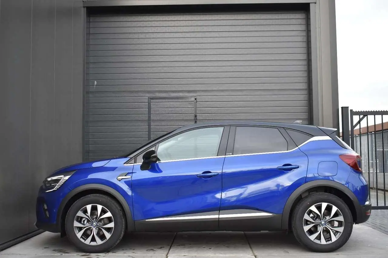 Photo 1 : Renault Captur 2024 Hybrid