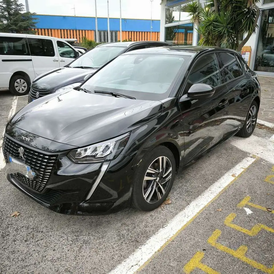 Photo 1 : Peugeot 208 2023 Essence