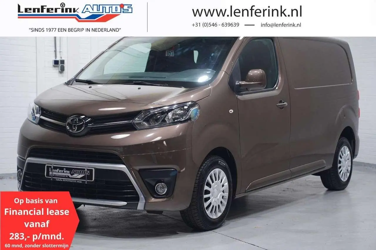 Photo 1 : Toyota Proace 2020 Diesel