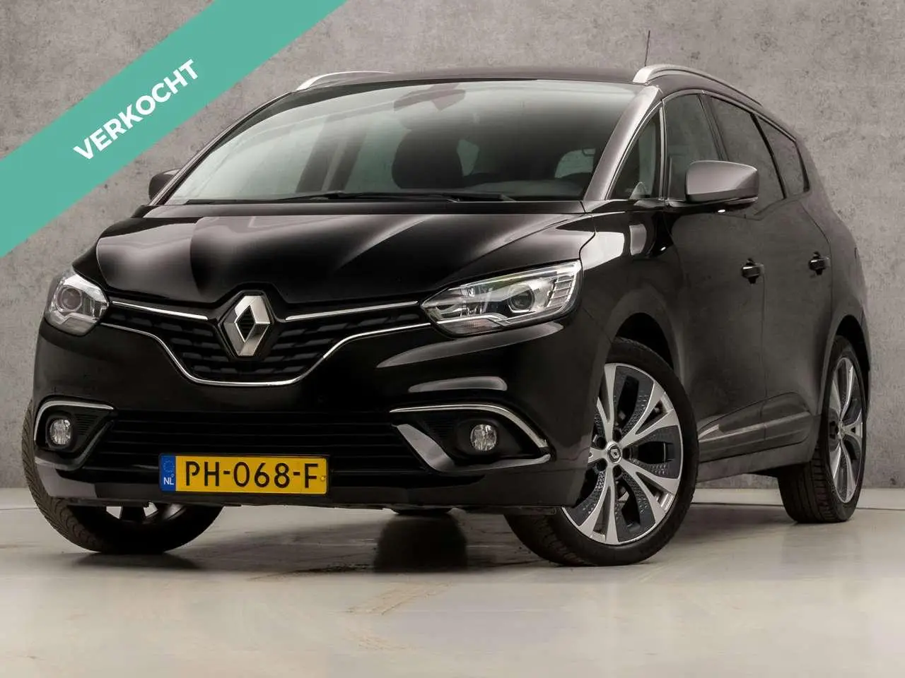 Photo 1 : Renault Grand Scenic 2017 Essence