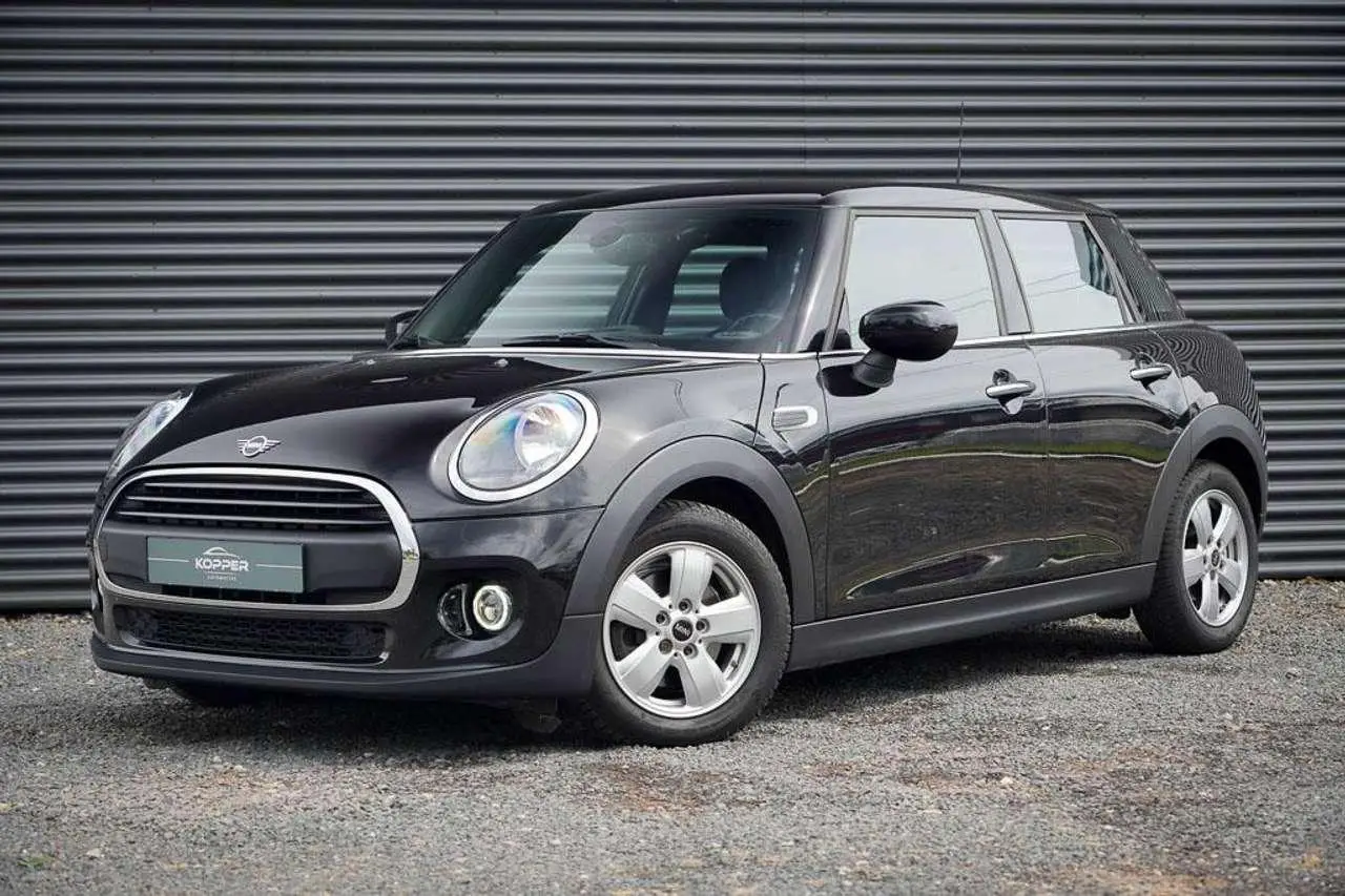 Photo 1 : Mini One 2021 Petrol