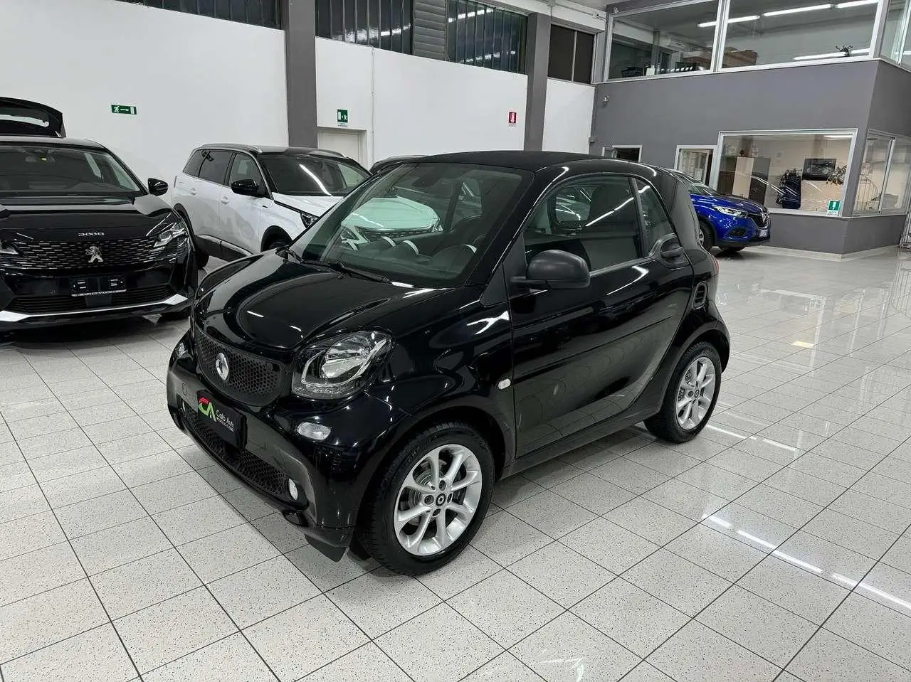 Photo 1 : Smart Fortwo 2018 Petrol