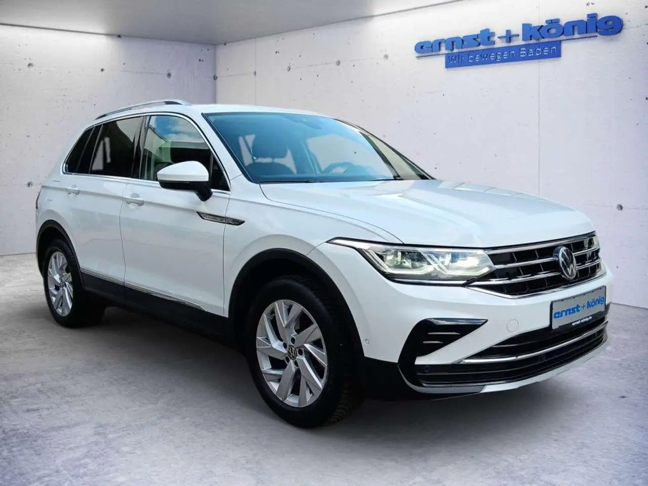 Photo 1 : Volkswagen Tiguan 2023 Essence