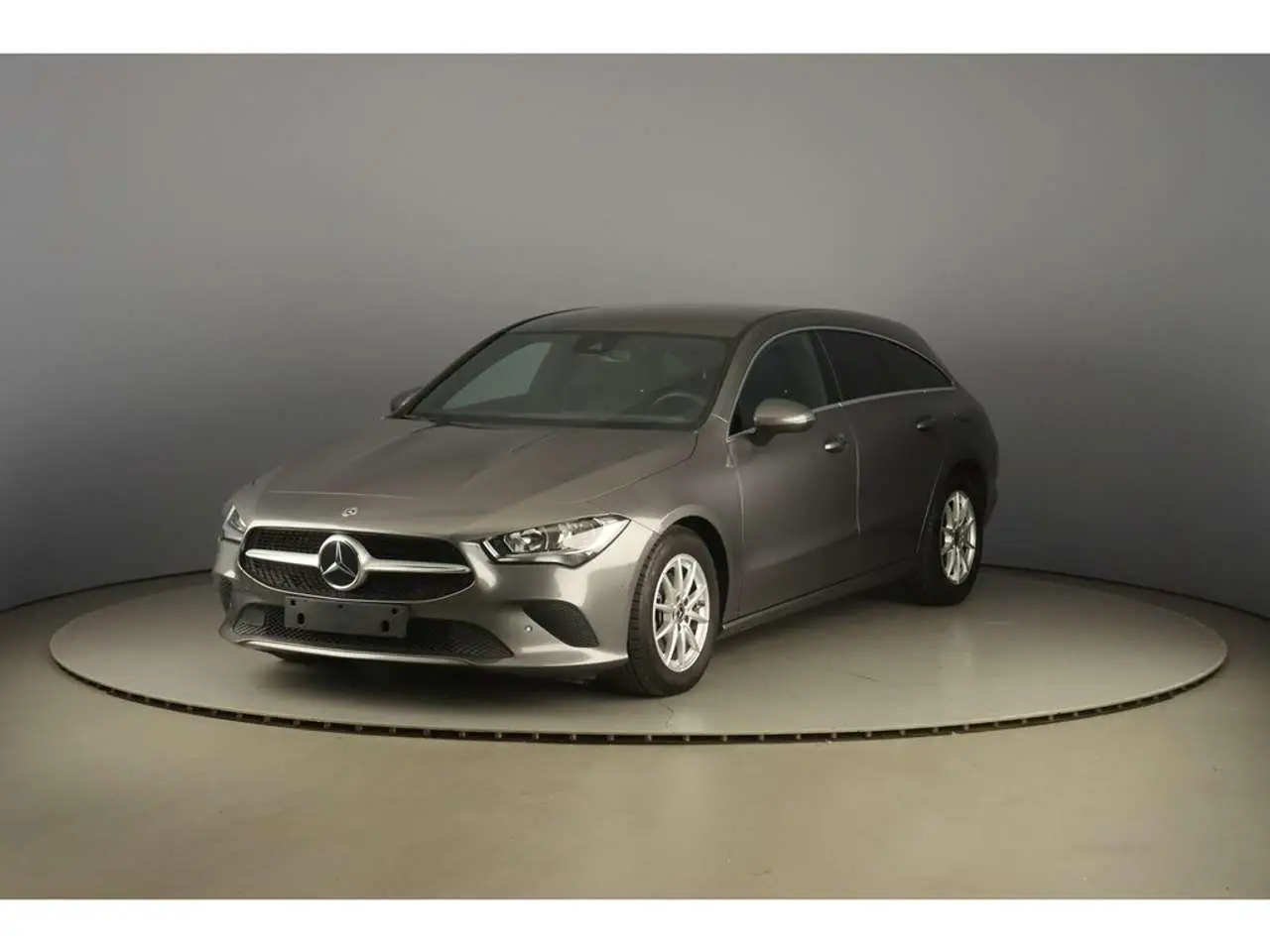 Photo 1 : Mercedes-benz Classe Cla 2022 Essence