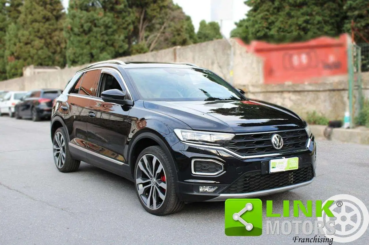 Photo 1 : Volkswagen T-roc 2018 Petrol