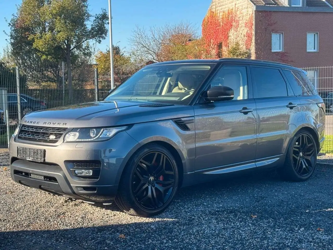 Photo 1 : Land Rover Range Rover Sport 2017 Petrol