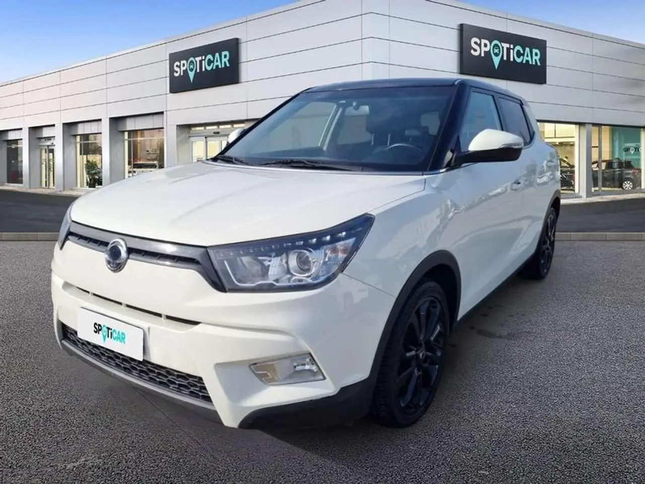 Photo 1 : Ssangyong Tivoli 2016 Diesel