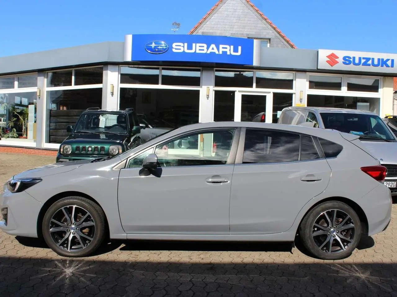 Photo 1 : Subaru Impreza 2018 Petrol