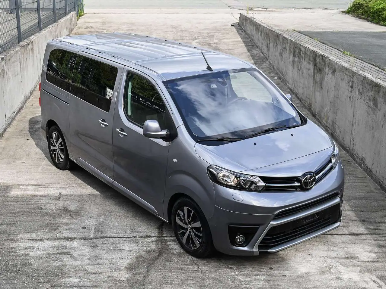 Photo 1 : Toyota Proace 2022 Diesel