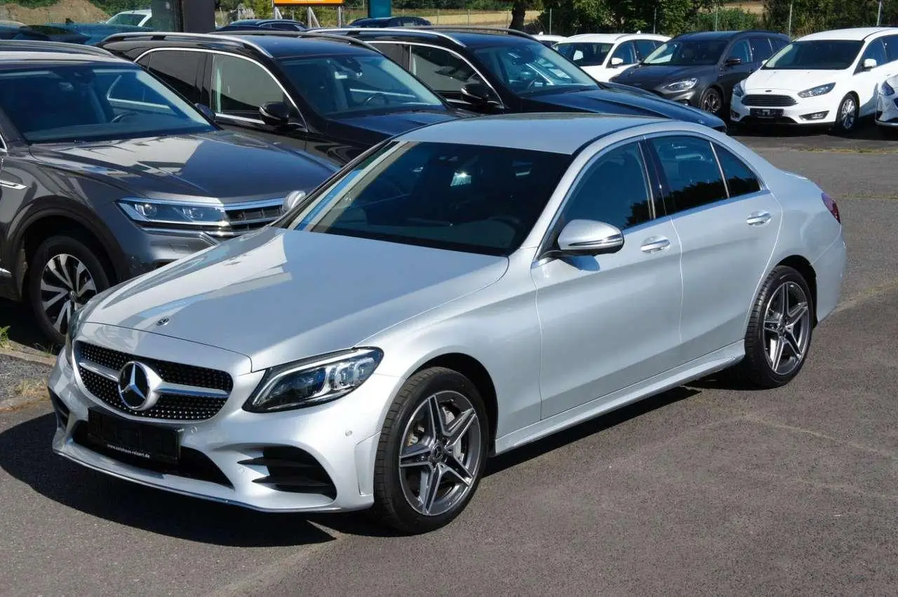 Photo 1 : Mercedes-benz Classe C 2020 Petrol