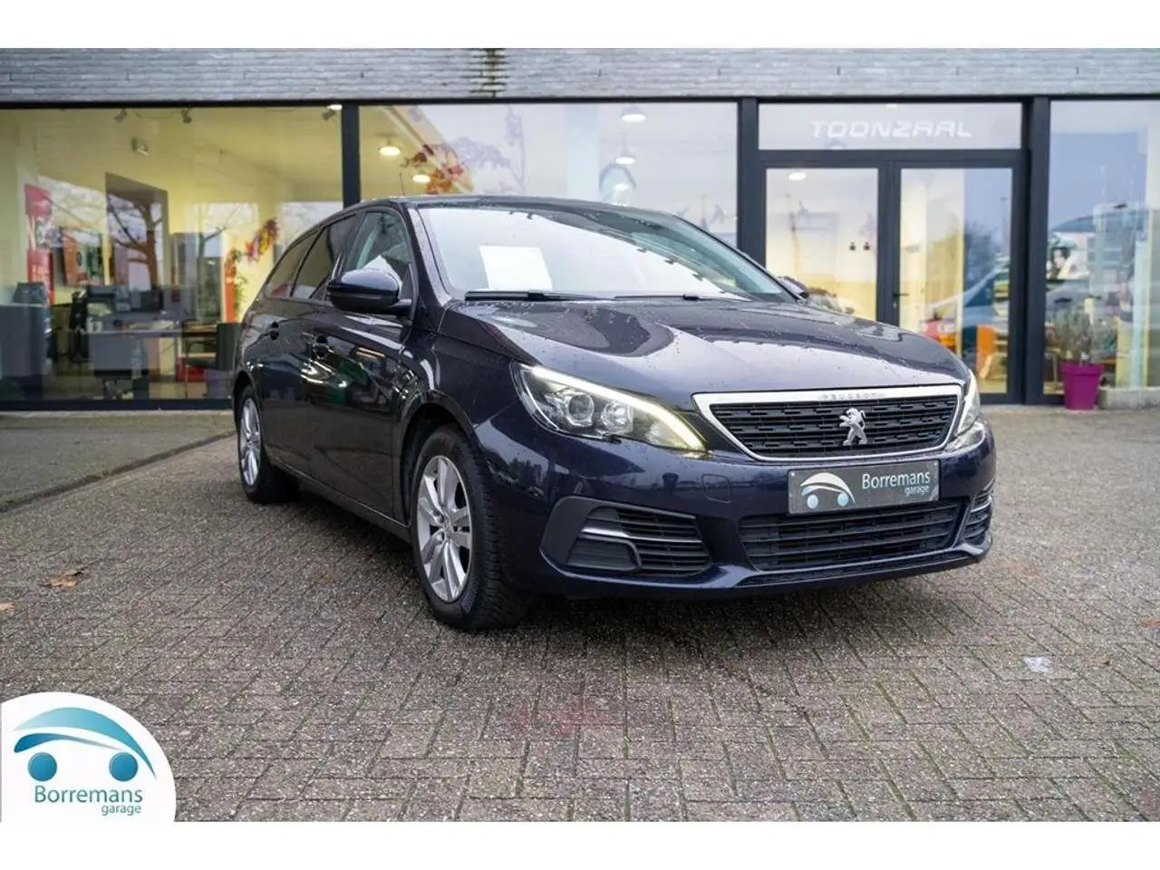 Photo 1 : Peugeot 308 2019 Petrol