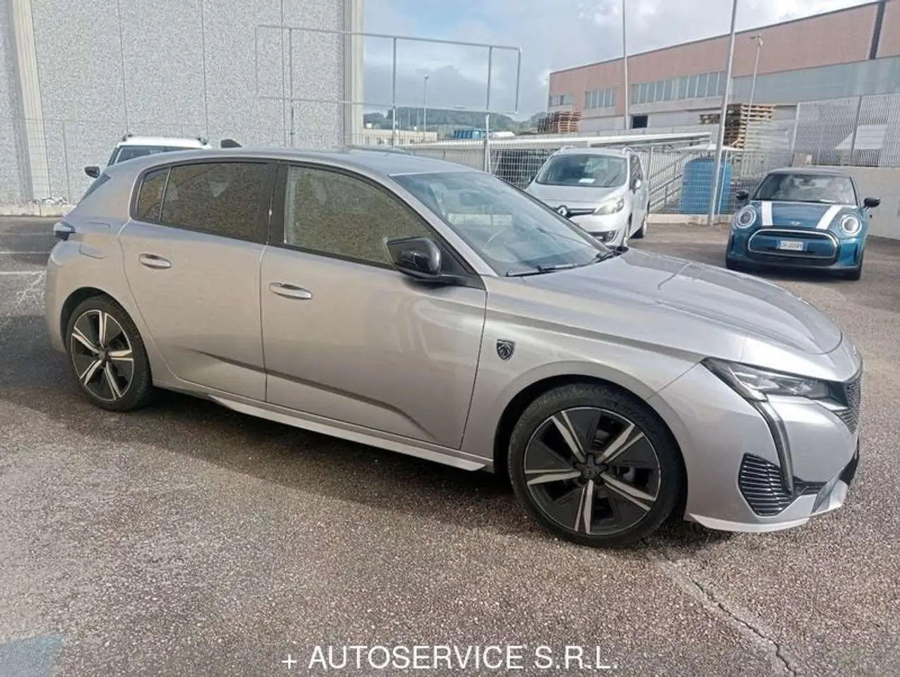 Photo 1 : Peugeot 308 2023 Petrol