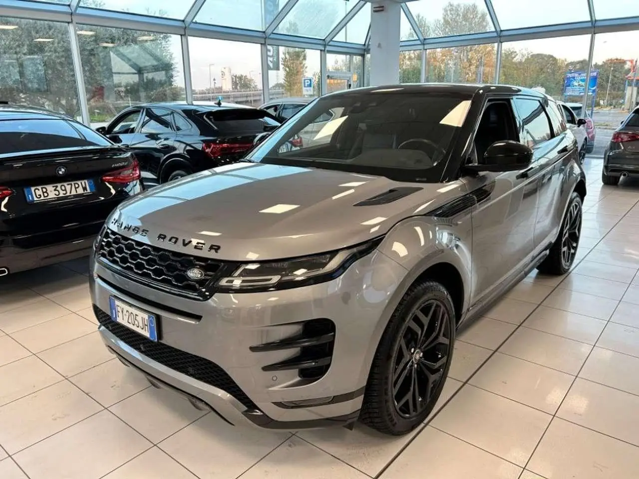 Photo 1 : Land Rover Range Rover Evoque 2020 Hybride