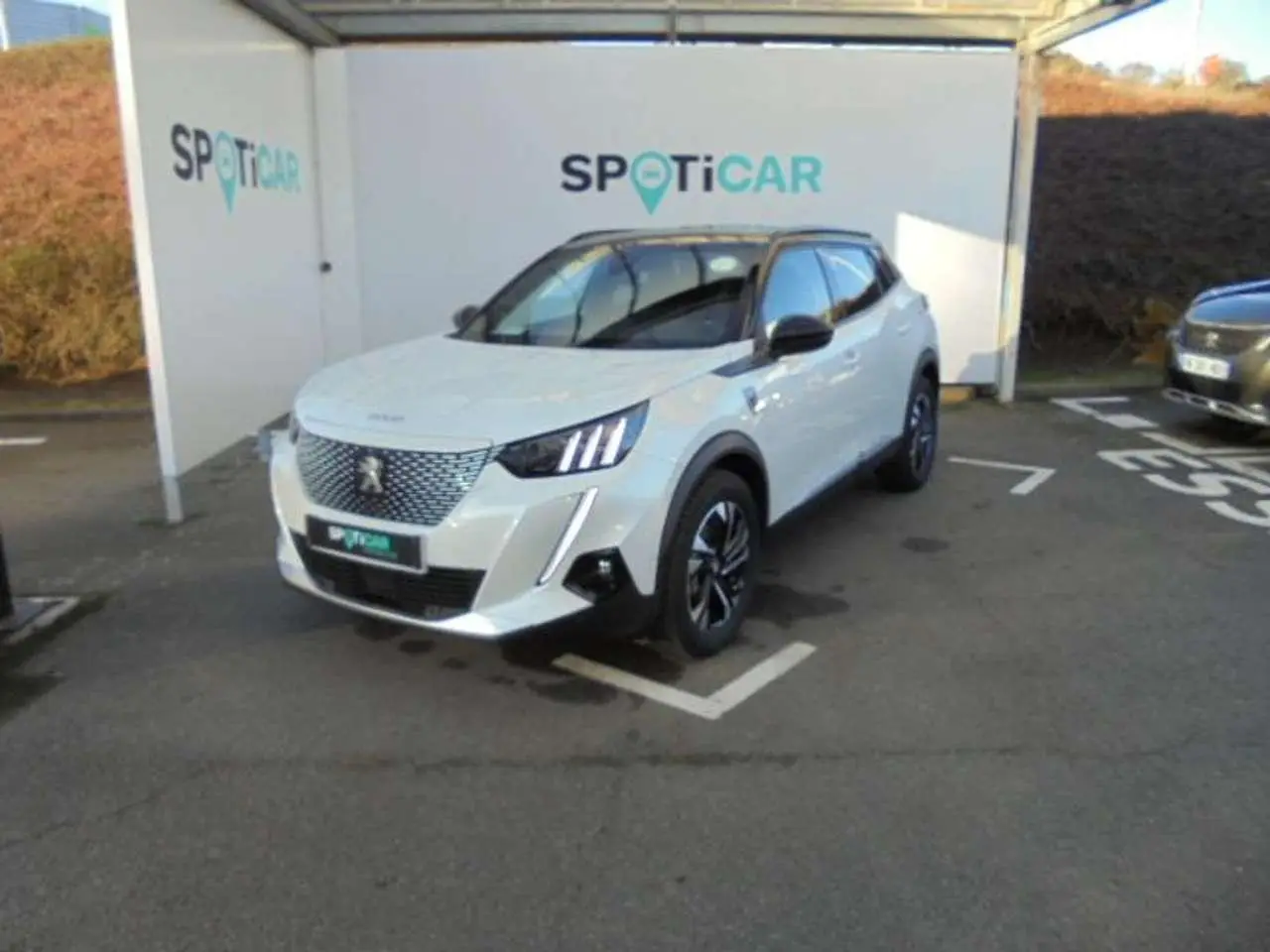 Photo 1 : Peugeot 2008 2022 Électrique