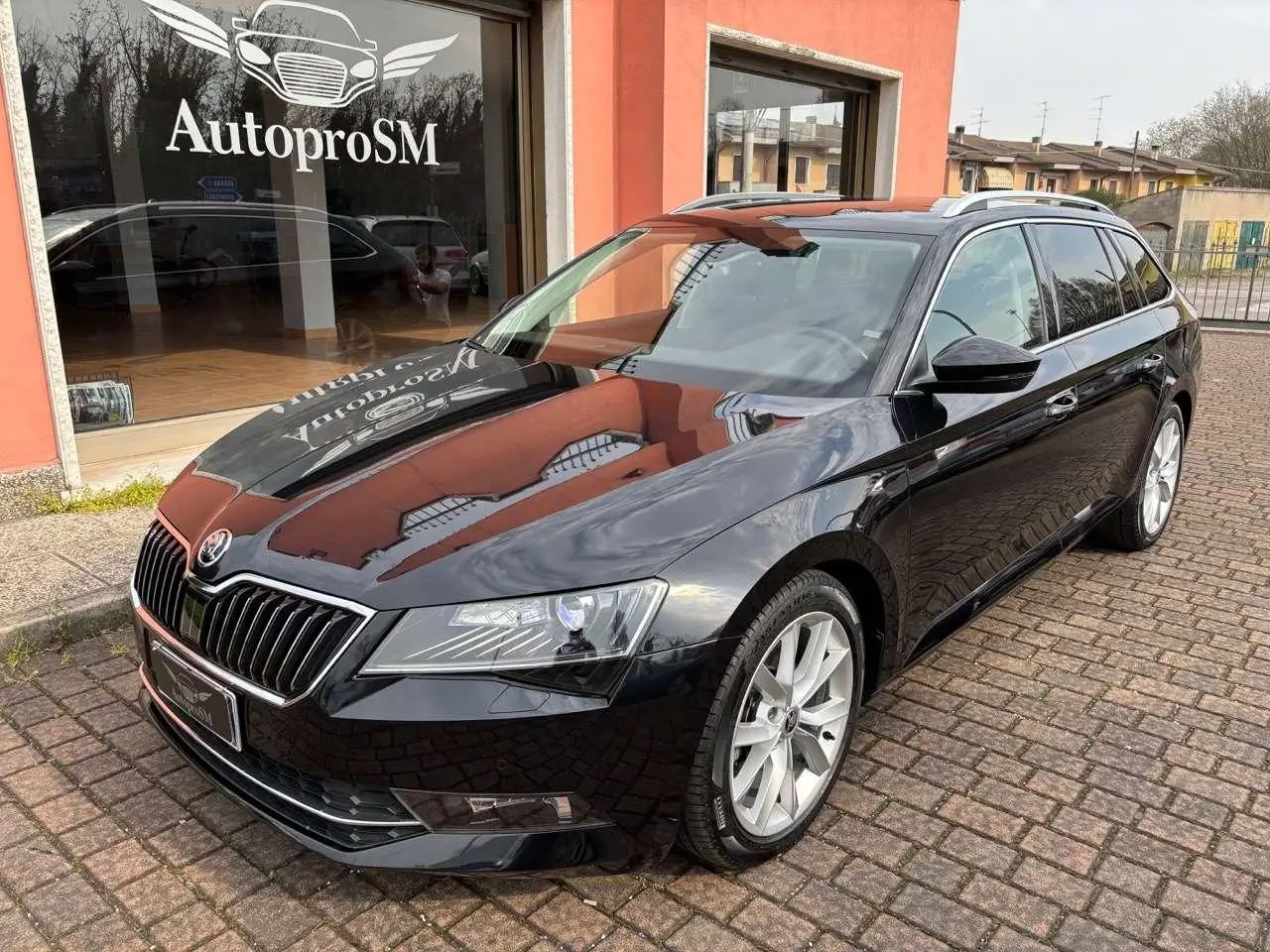 Photo 1 : Skoda Superb 2019 Diesel