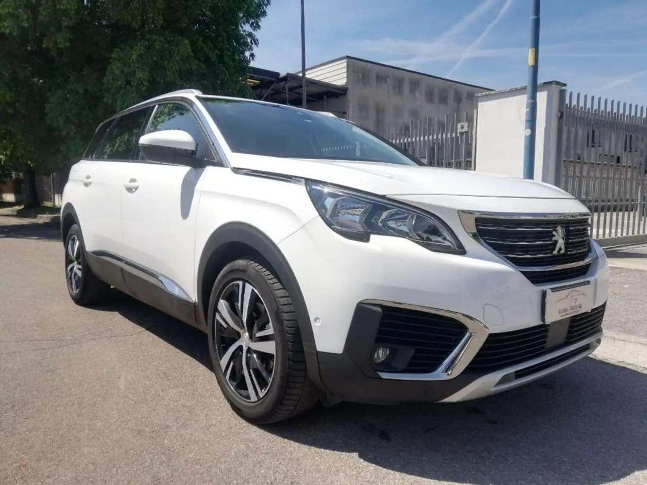 Photo 1 : Peugeot 5008 2019 Diesel