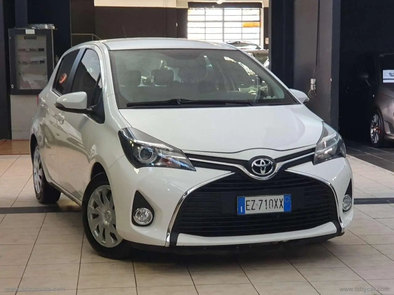 Photo 1 : Toyota Yaris 2015 Diesel