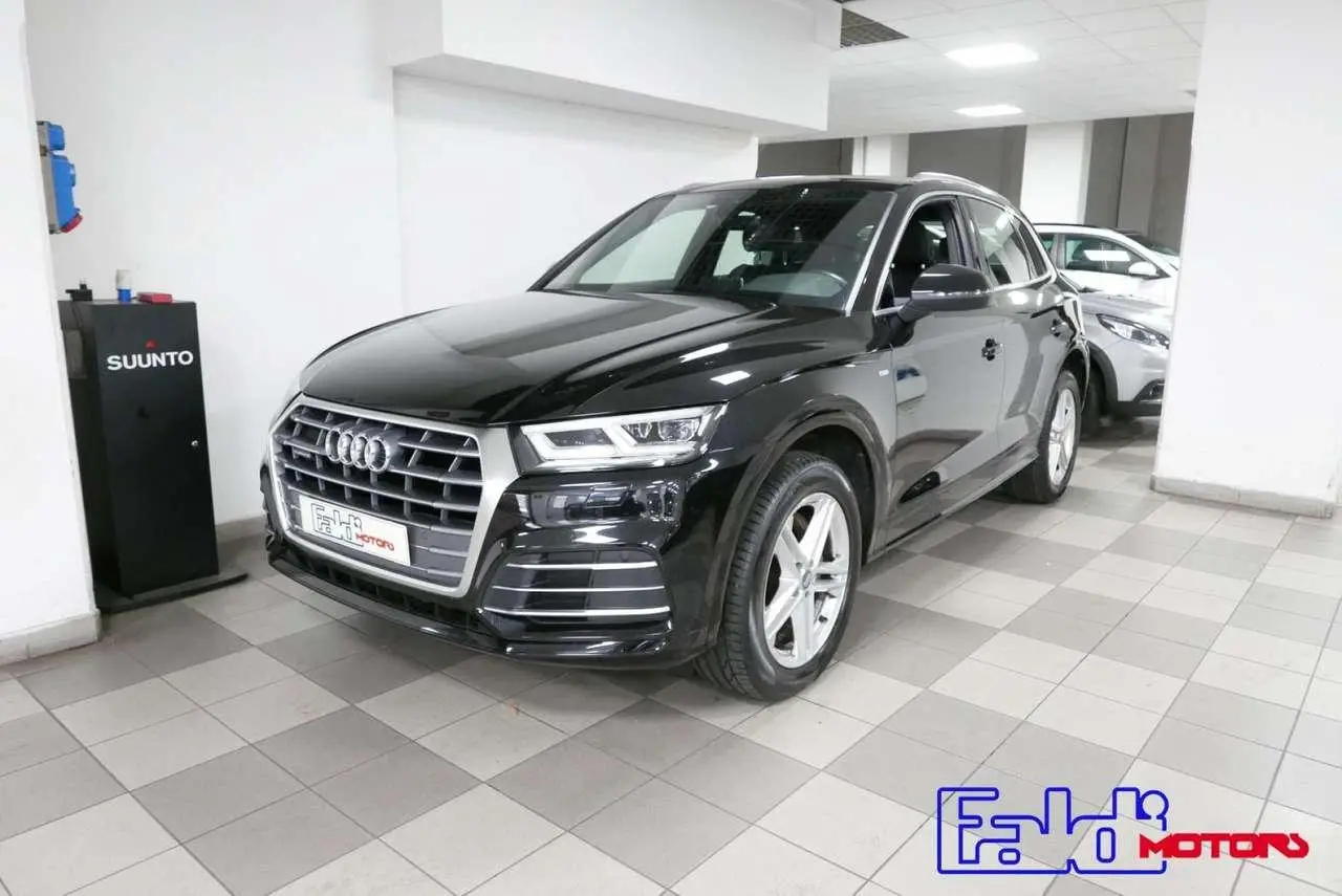 Photo 1 : Audi Q5 2020 Diesel