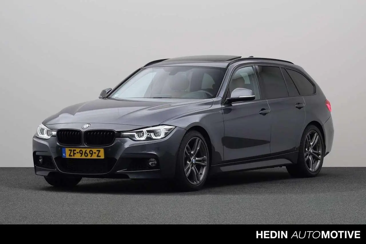 Photo 1 : Bmw Serie 3 2019 Petrol