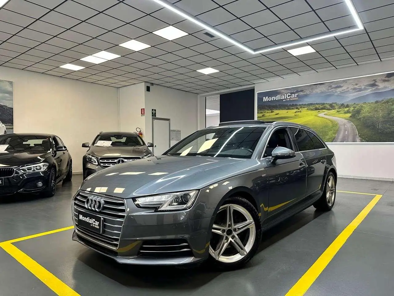 Photo 1 : Audi A4 2018 Diesel