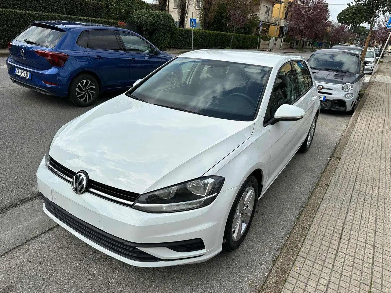 Photo 1 : Volkswagen Golf 2017 Petrol