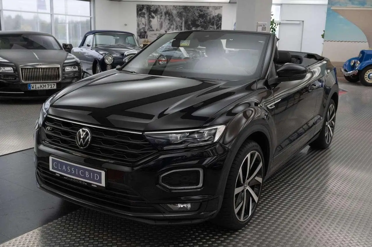 Photo 1 : Volkswagen T-roc 2021 Essence