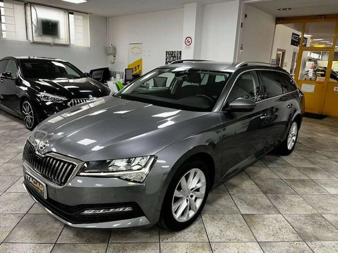 Photo 1 : Skoda Superb 2023 Diesel