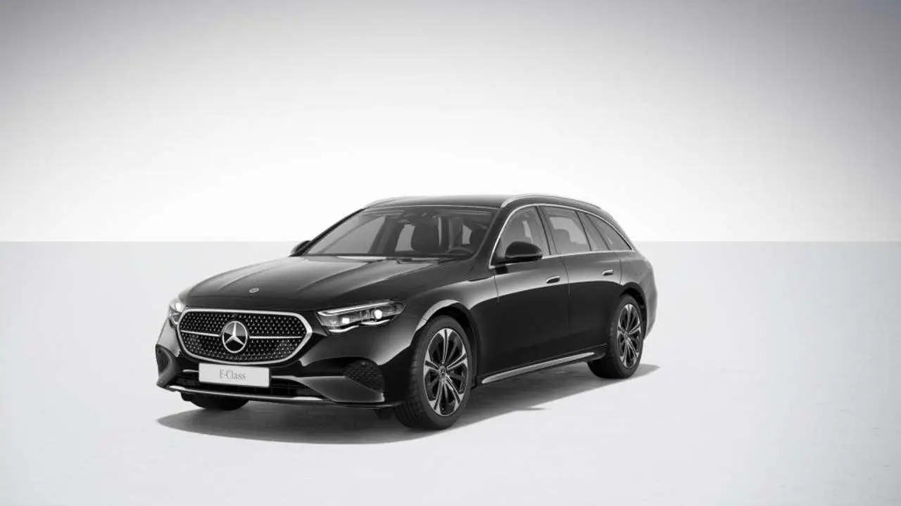 Photo 1 : Mercedes-benz Classe E 2023 Hybrid