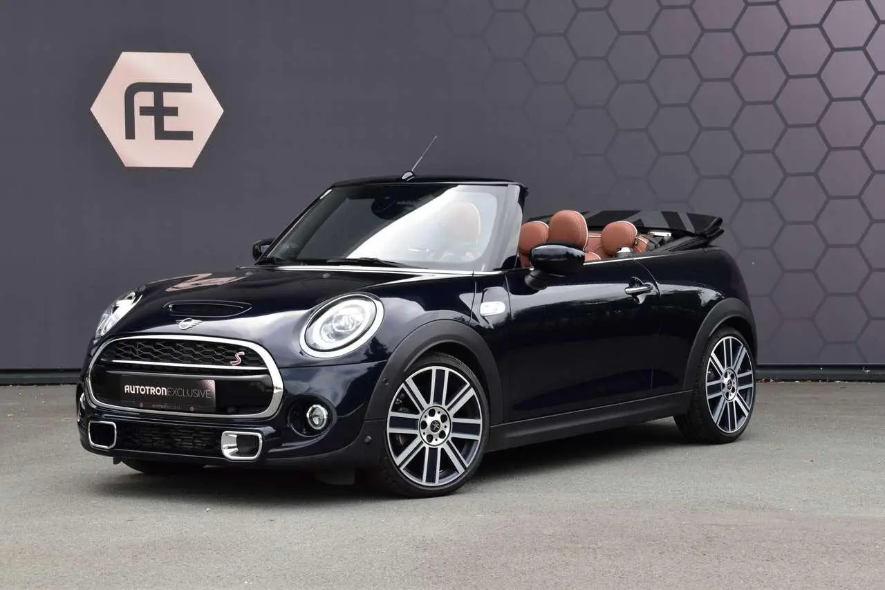 Photo 1 : Mini Cooper 2021 Essence