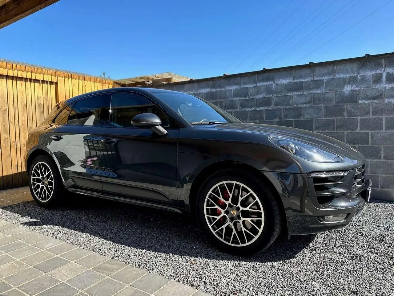 Photo 1 : Porsche Macan 2017 Essence