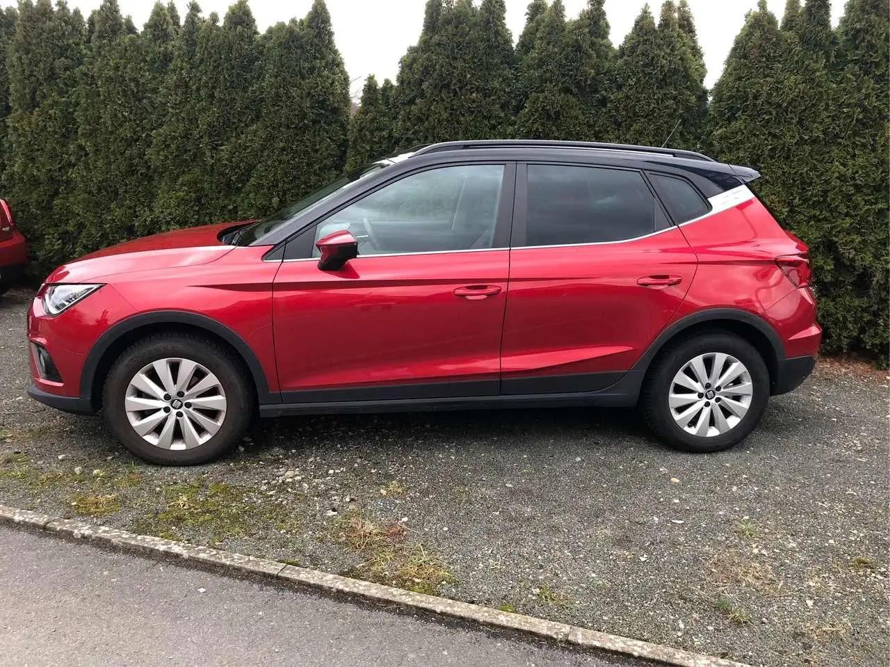 Photo 1 : Seat Arona 2018 Petrol