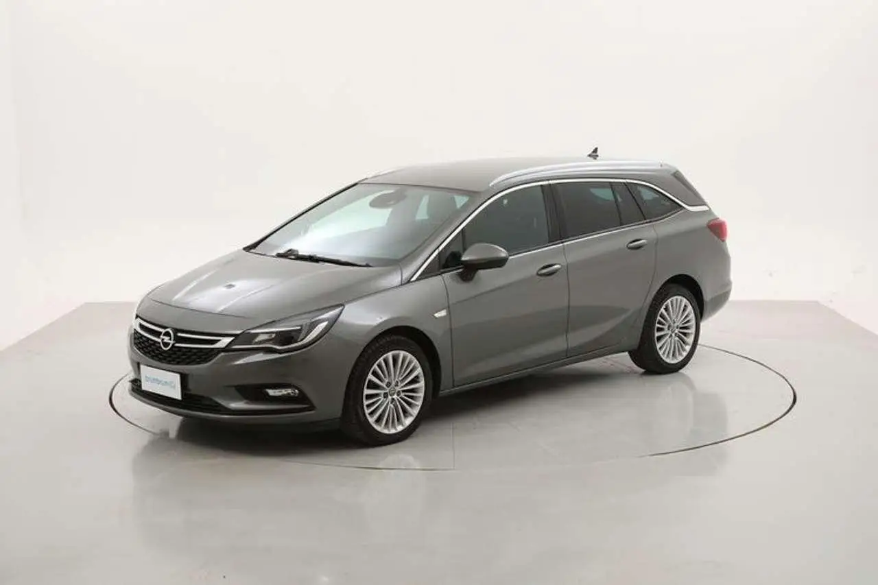 Photo 1 : Opel Astra 2019 Diesel