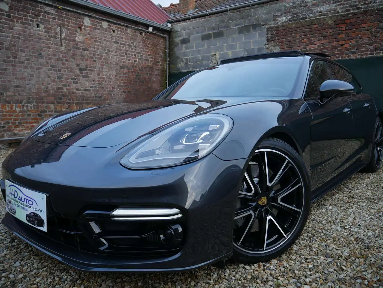 Photo 1 : Porsche Panamera 2019 Petrol