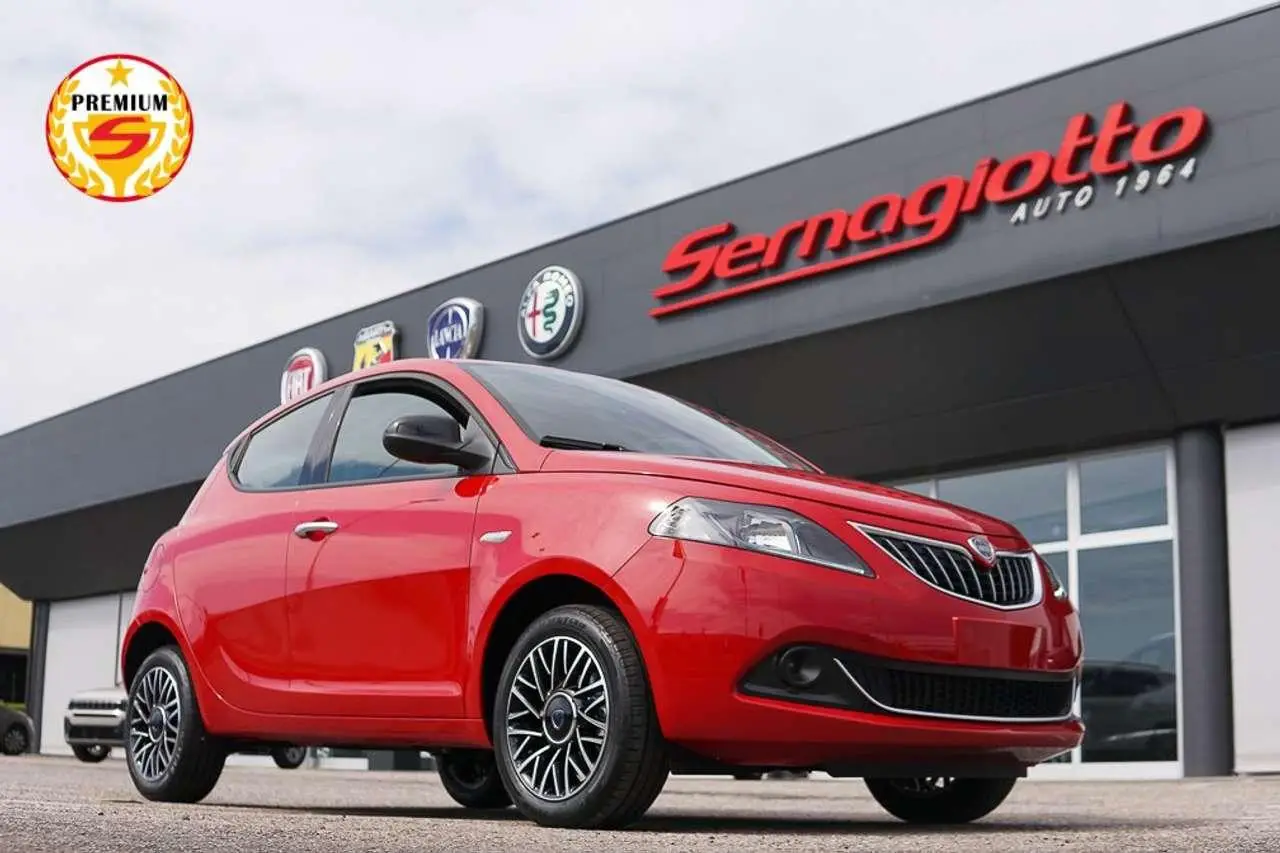 Photo 1 : Lancia Ypsilon 2024 GPL