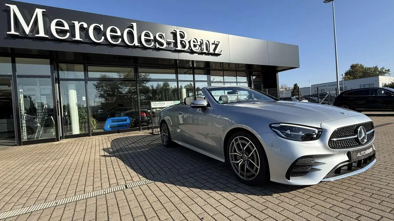 Photo 1 : Mercedes-benz Classe E 2023 Essence