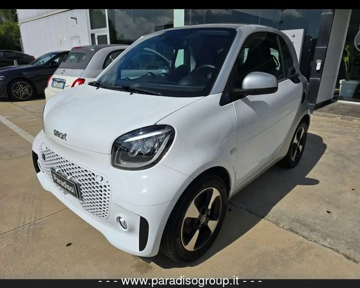 Photo 1 : Smart Fortwo 2021 Électrique