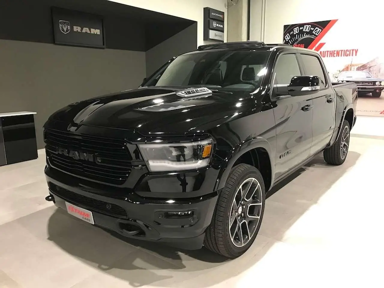 Photo 1 : Dodge Ram 2019 LPG