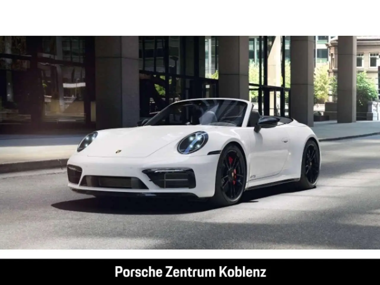 Photo 1 : Porsche 992 2023 Essence