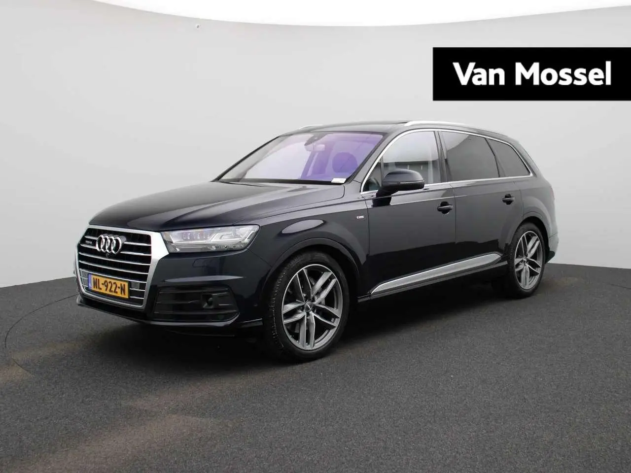 Photo 1 : Audi Q7 2016 Essence