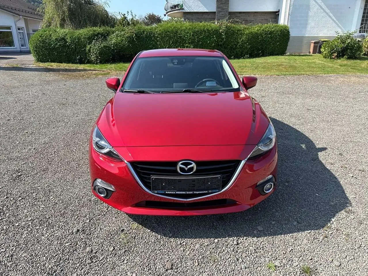 Photo 1 : Mazda 3 2016 Essence