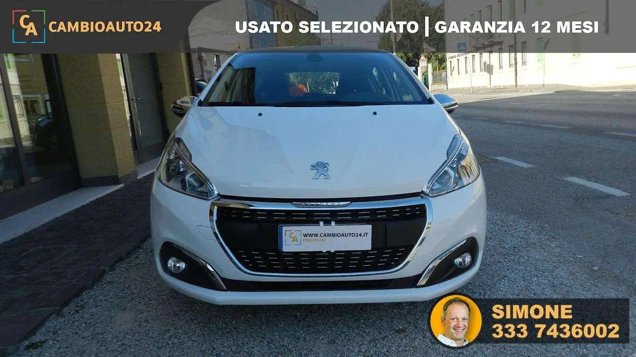 Photo 1 : Peugeot 208 2016 Diesel