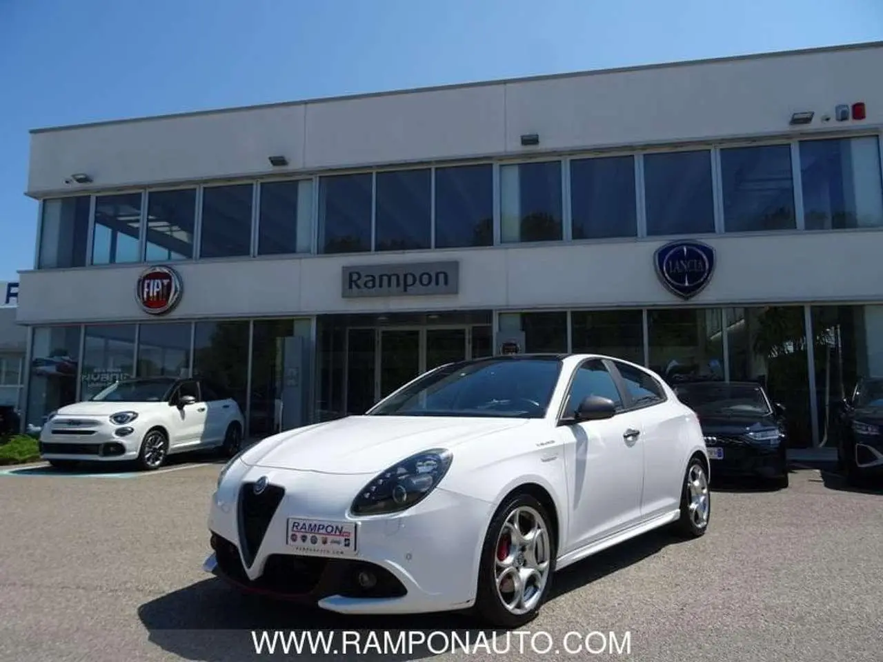 Photo 1 : Alfa Romeo Giulietta 2016 Essence