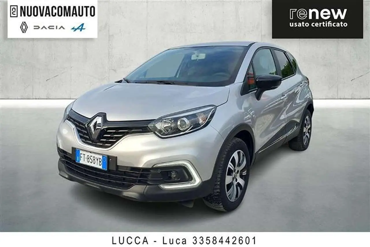 Photo 1 : Renault Captur 2019 Essence