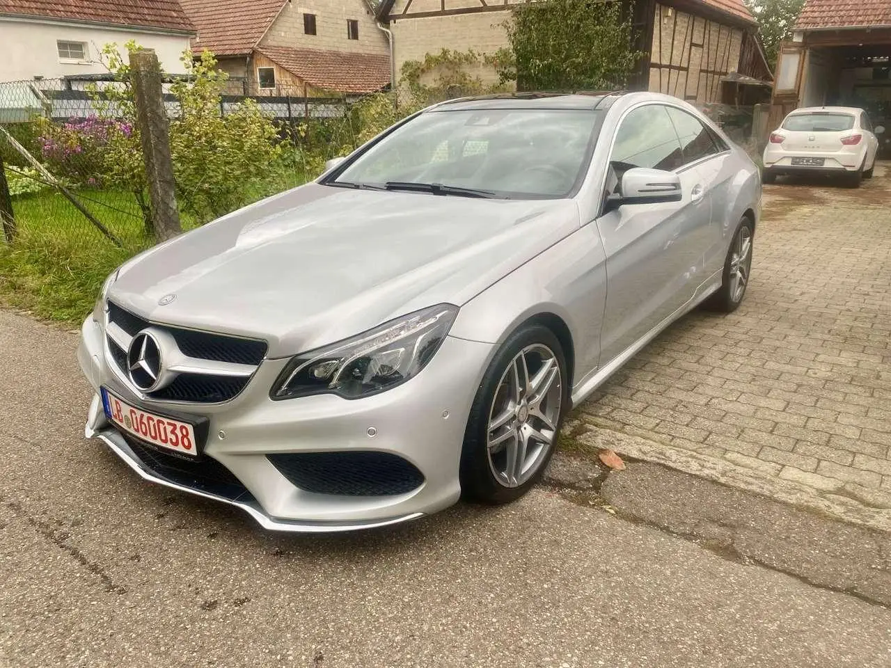 Photo 1 : Mercedes-benz Classe E 2016 Petrol