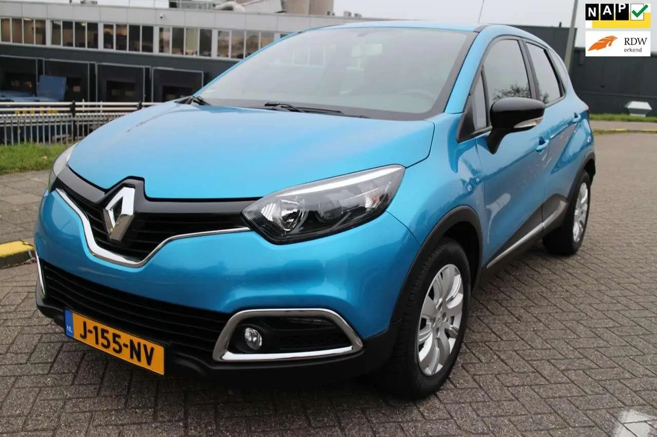 Photo 1 : Renault Captur 2015 Petrol