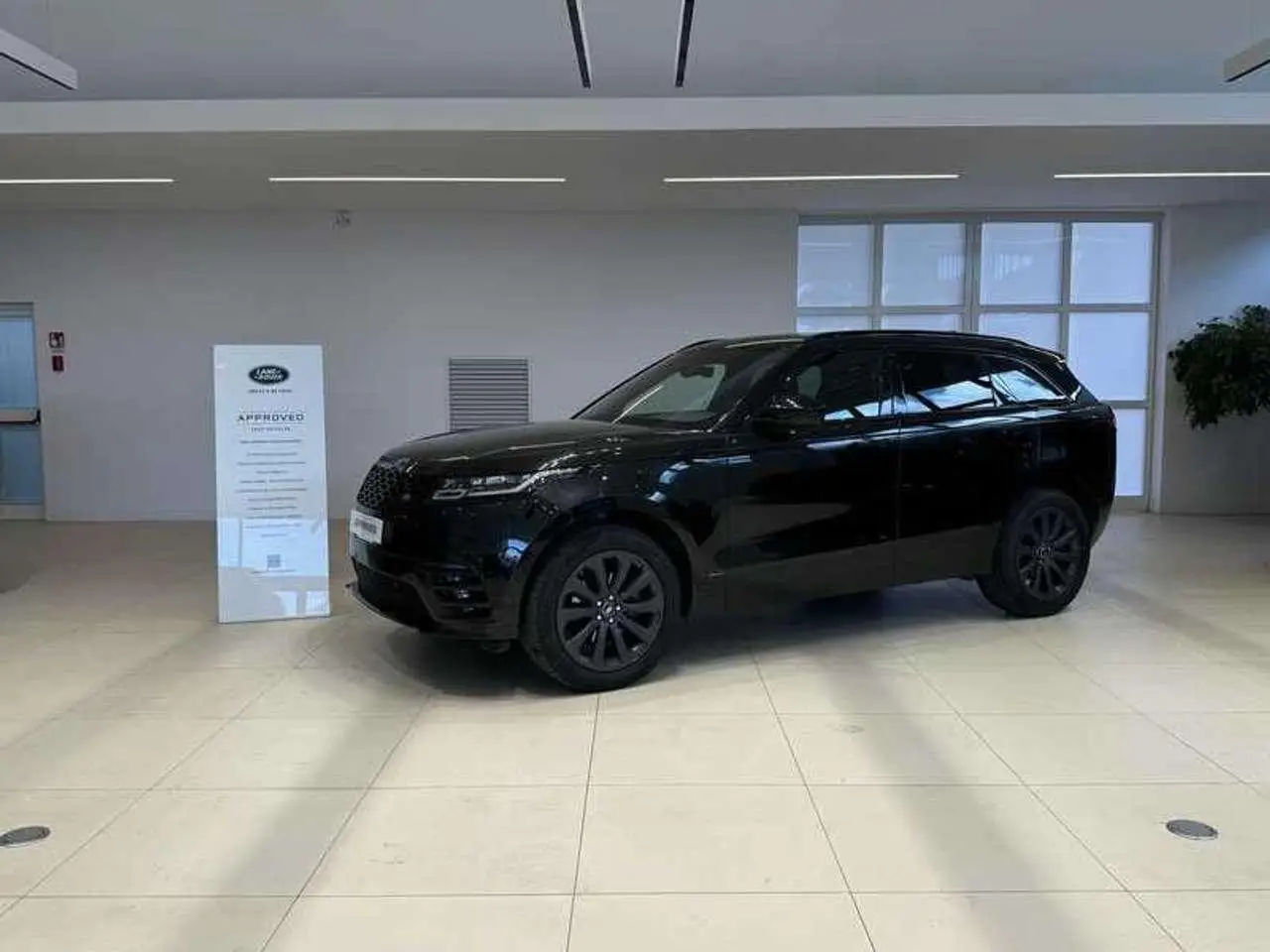 Photo 1 : Land Rover Range Rover Velar 2019 Diesel