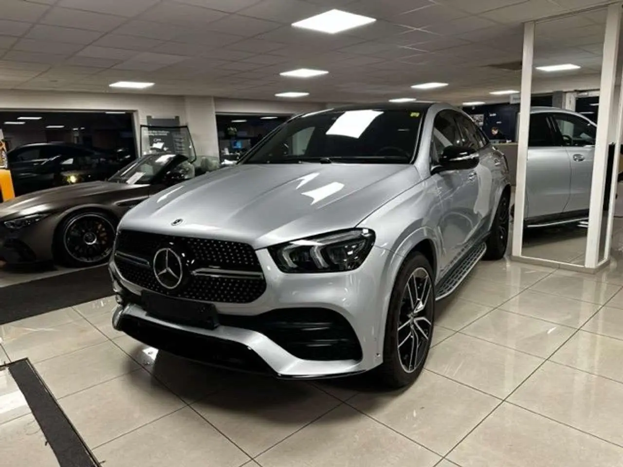 Photo 1 : Mercedes-benz Classe Gle 2023 Hybrid